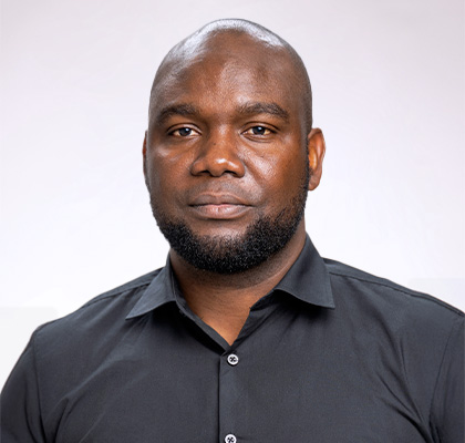 Francis Dzikpe